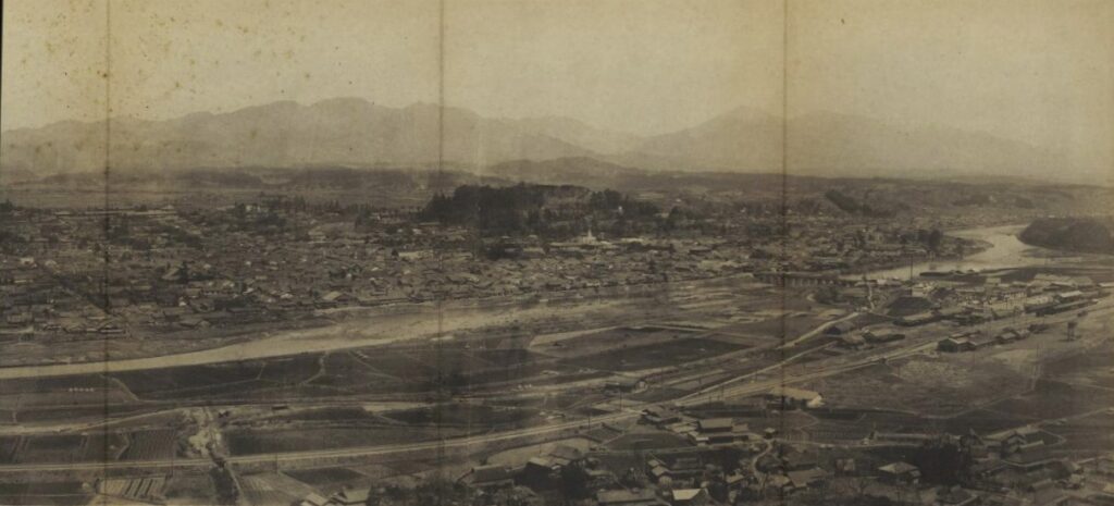 「津山全景」（『苫田郡誌』苫田郡教育会、1927　国立国会図書館デジタルコレクション）の画像。 